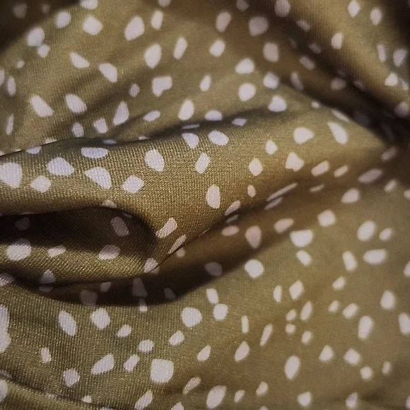 NWT Prana Willow Falls Reversible Bikini Top Army Spots Swim UPF 50+ - Picture 8 of 8